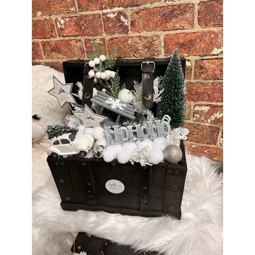 Adventi asztaldísz Box - karácsonyi dekoráció kincses ládában, nagy méret, fehér-szürke