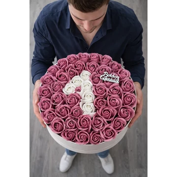 Rózsa Box óriási méretben választható számmal, betűvel (évfordulóra)