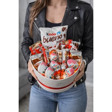 Kinder csokoládé édesség Box