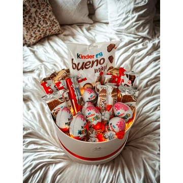 Kinder csokoládé édesség Box