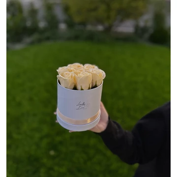 Rózsa doboz 12 cm krém szappanrózsa
