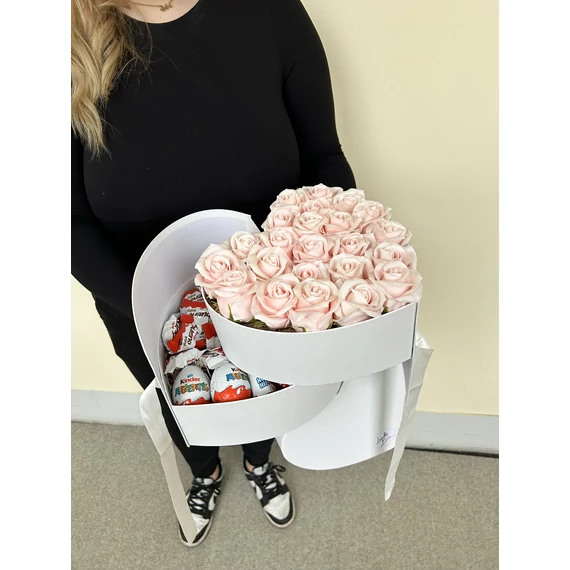 Kinder csoki édesség Box - közepes