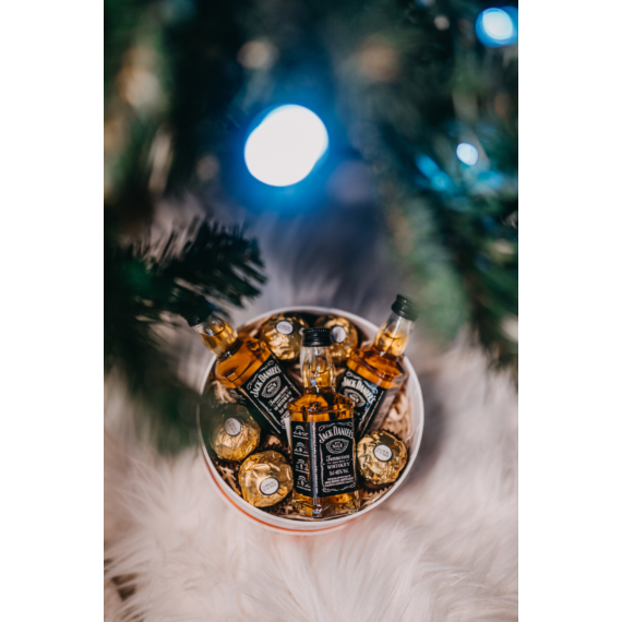 Mini Box: mini Jack Daniel’s + Ferrero Rocher
