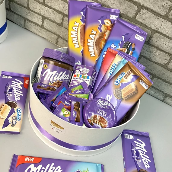 Milka csokoládé édesség Box