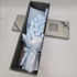 Kép 4/4 - Valentin napi box Exclusive ajándék Örökrózsa csokor dobozban választható szín